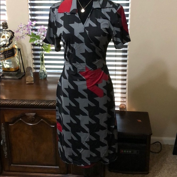 Tracy Negoshian Dresses & Skirts - Last One!! Houndstooth Pup Jane Dress Medium